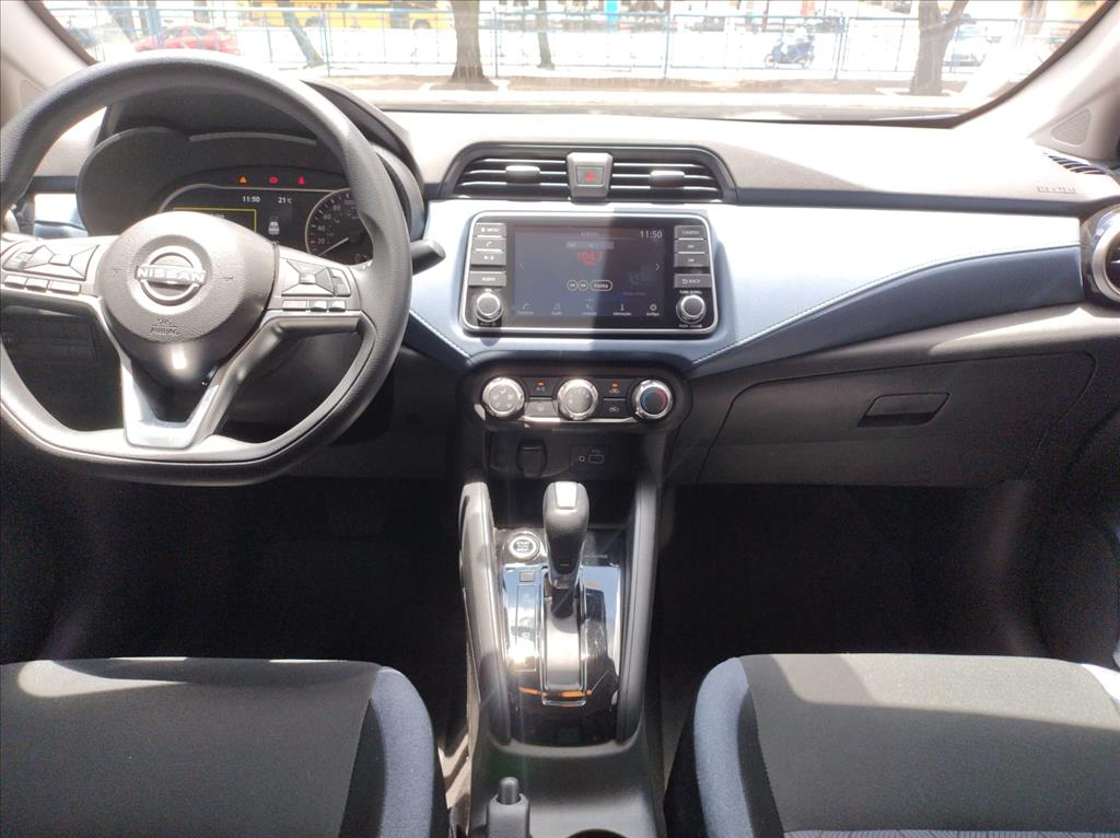Nissan Versa - 1.6 16V FLEX ADVANCE XTRONIC