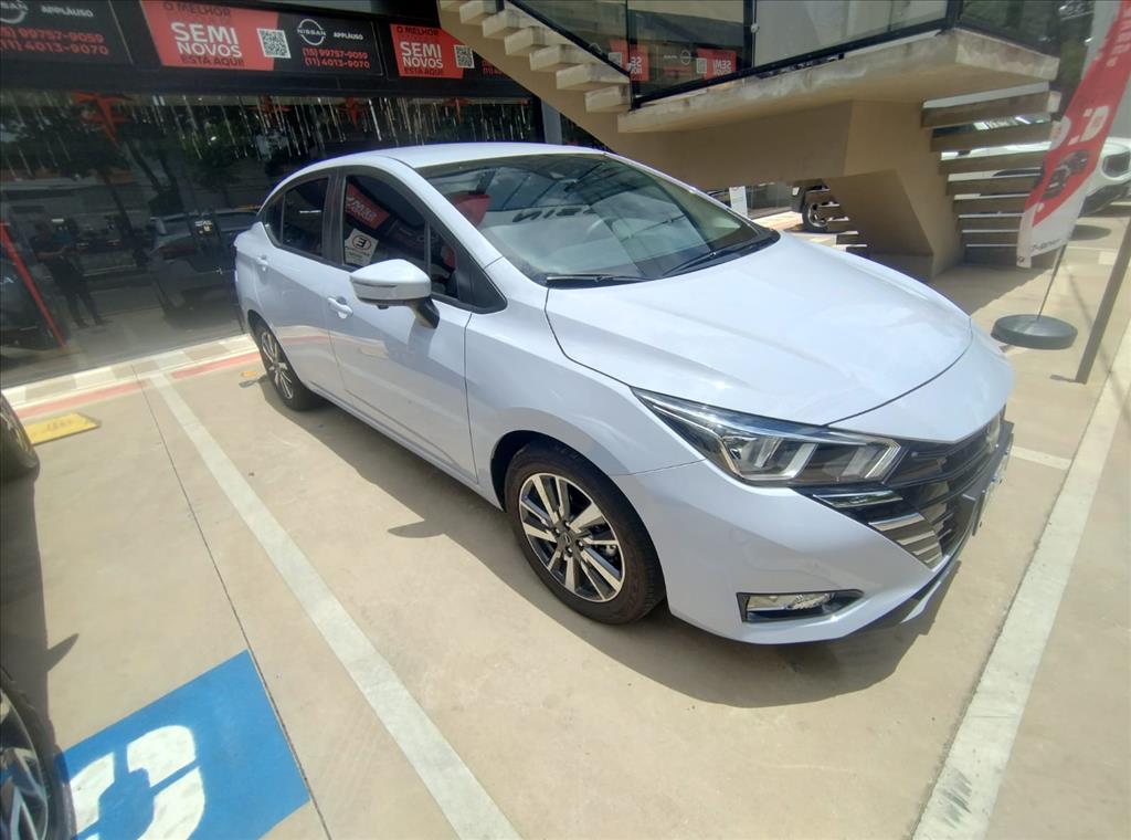 Nissan Versa - 1.6 16V FLEX ADVANCE XTRONIC