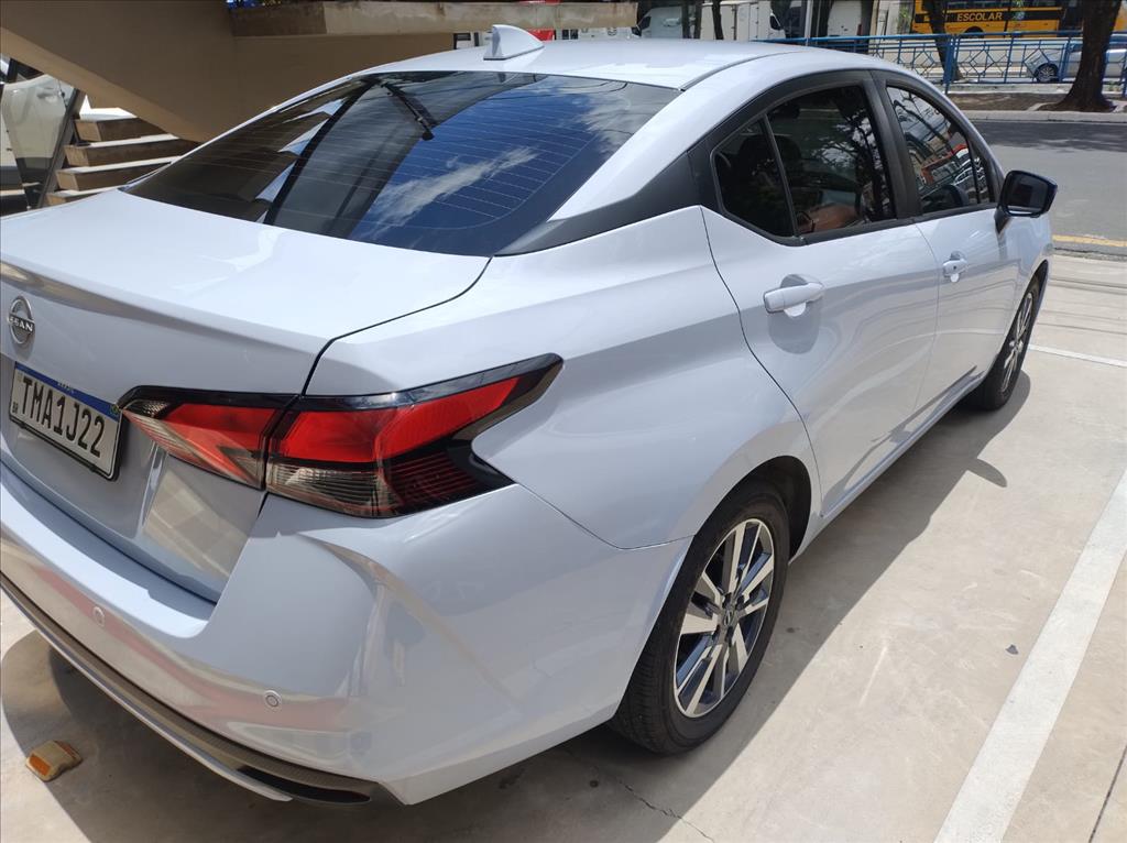 Nissan Versa - 1.6 16V FLEX ADVANCE XTRONIC