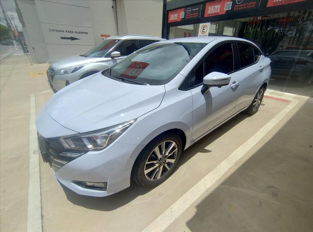 Nissan Versa - 1.6 16V FLEX ADVANCE XTRONIC