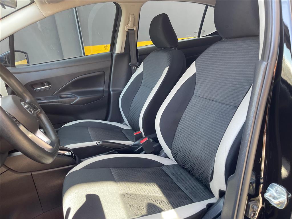 Nissan Versa - 1.6 16V FLEX ADVANCE XTRONIC