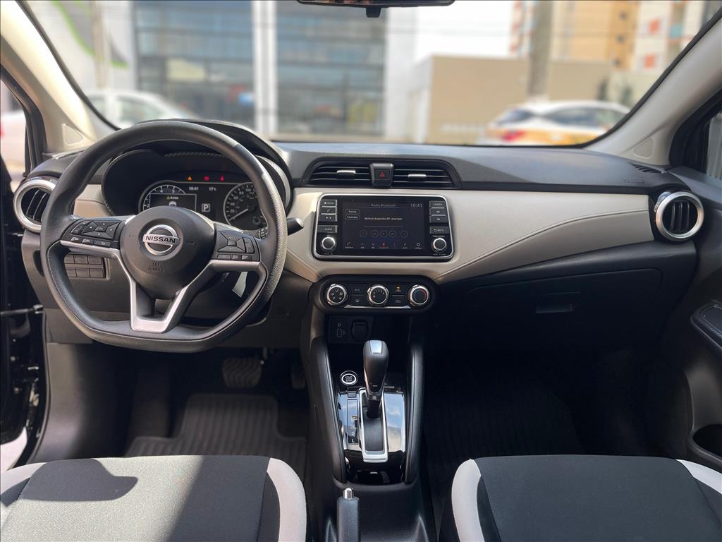 Nissan Versa - 1.6 16V FLEX ADVANCE XTRONIC