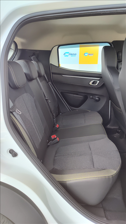 Renault Kwid - 1.0 12V SCE FLEX OUTSIDER MANUAL