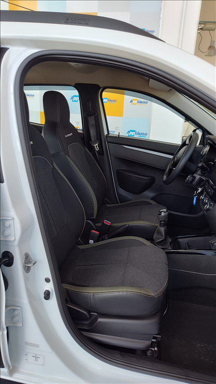 Renault Kwid - 1.0 12V SCE FLEX OUTSIDER MANUAL