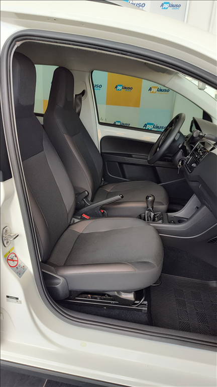 Volkswagen Up - 1.0 170 TSI TOTAL FLEX XTREME 4P MANUAL