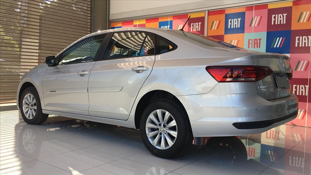 Volkswagen Virtus - 1.6 MSI TOTAL FLEX AUTOMÁTICO