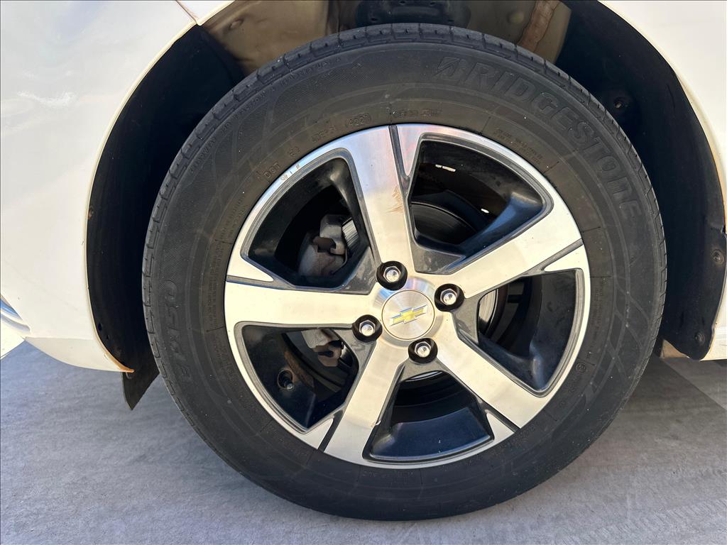 Chevrolet Onix - 1.4 MPFI LTZ 8V FLEX 4P AUTOMÁTICO