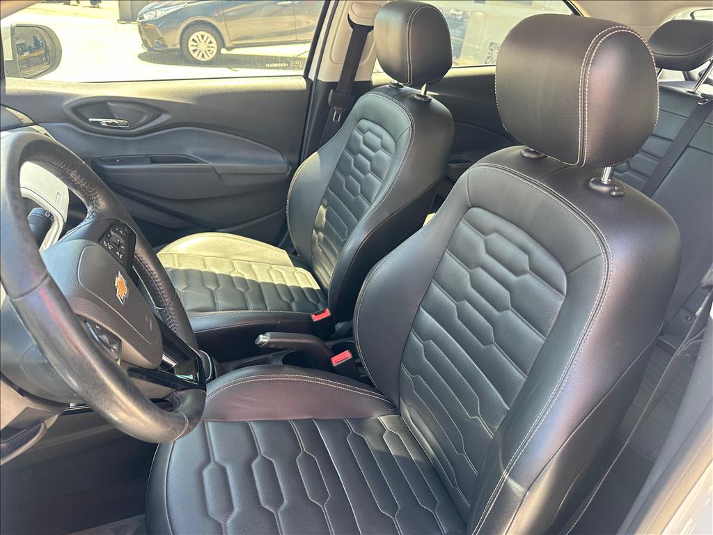 Chevrolet Onix - 1.4 MPFI LTZ 8V FLEX 4P AUTOMÁTICO