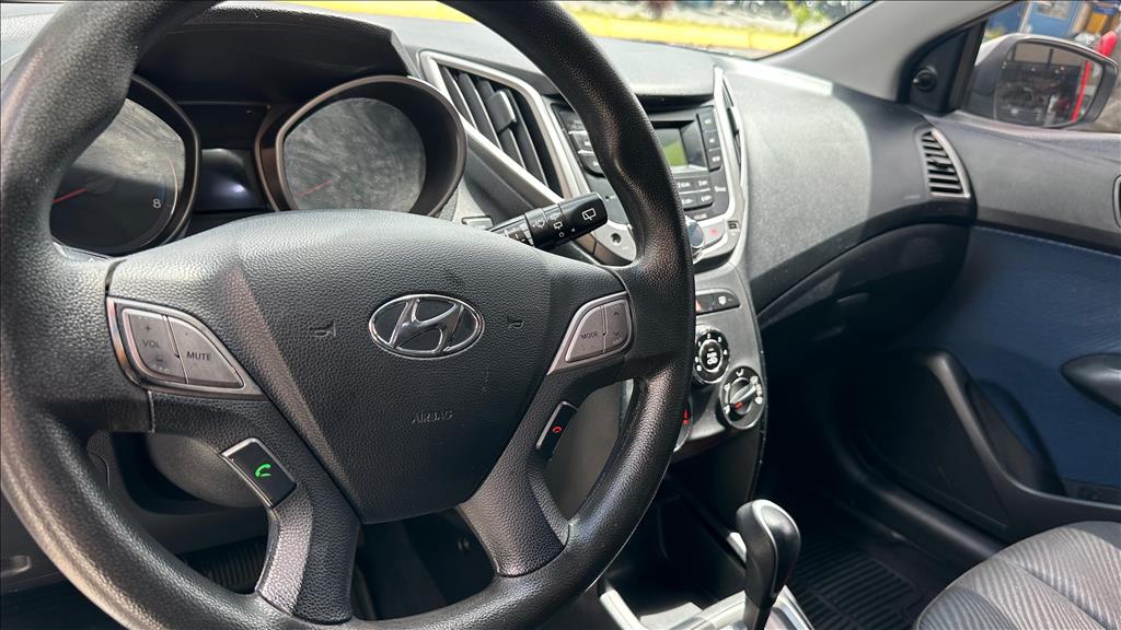 Hyundai Hb20 - 1.6 COMFORT PLUS 16V FLEX 4P AUTOMÁTICO