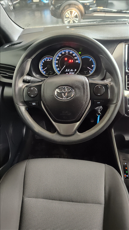 Toyota Yaris - 1.5 16V FLEX XL MULTIDRIVE