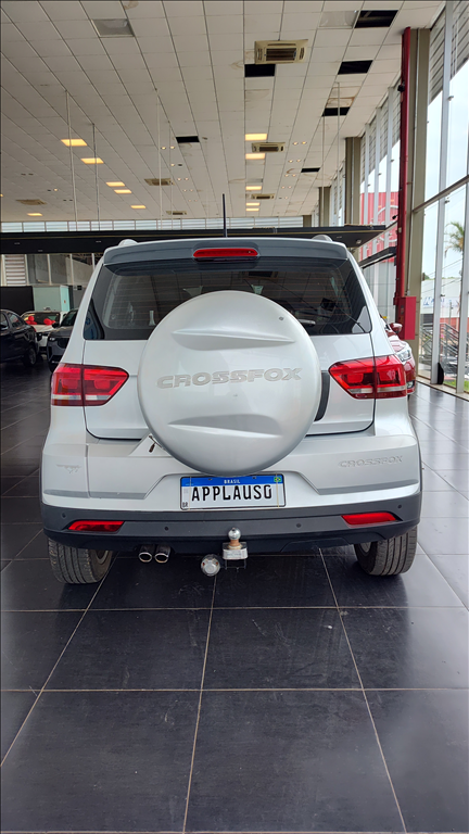 Volkswagen Fox - 1.6 MSI TRENDLINE 8V FLEX 4P MANUAL