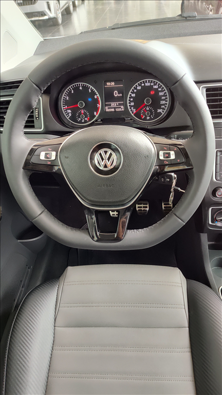 Volkswagen Fox - 1.6 MSI TRENDLINE 8V FLEX 4P MANUAL