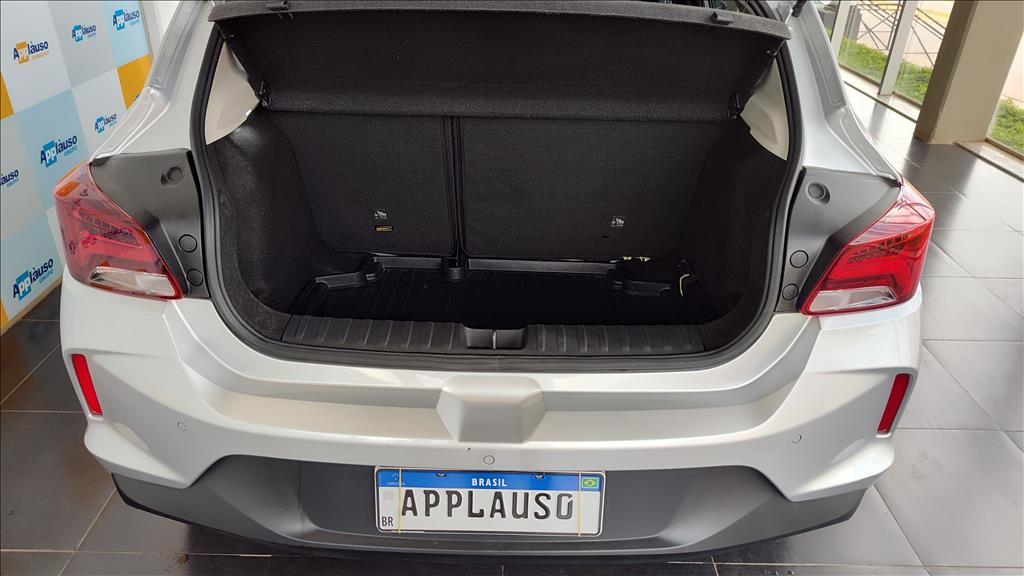 Chevrolet Onix – 1.0 TURBO FLEX PREMIER AUTOMÁTICO