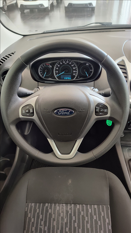 Ford Ka - 1.5 TI-VCT FLEX SE PLUS AUTOMÁTICO