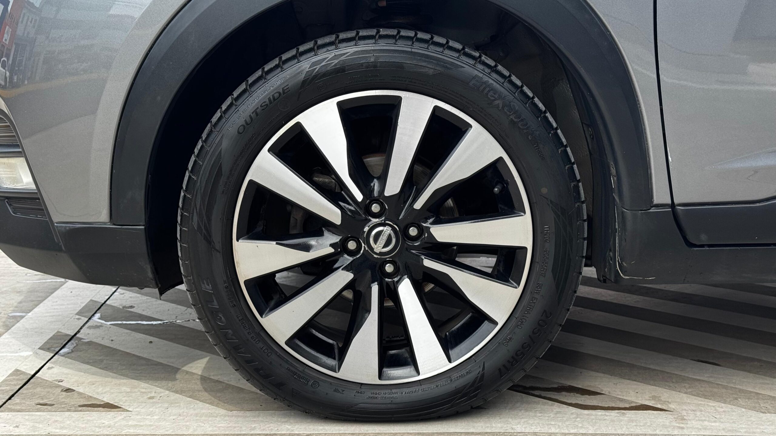 Nissan Kicks - 1.6 16V FLEXSTART SV 4P XTRONIC