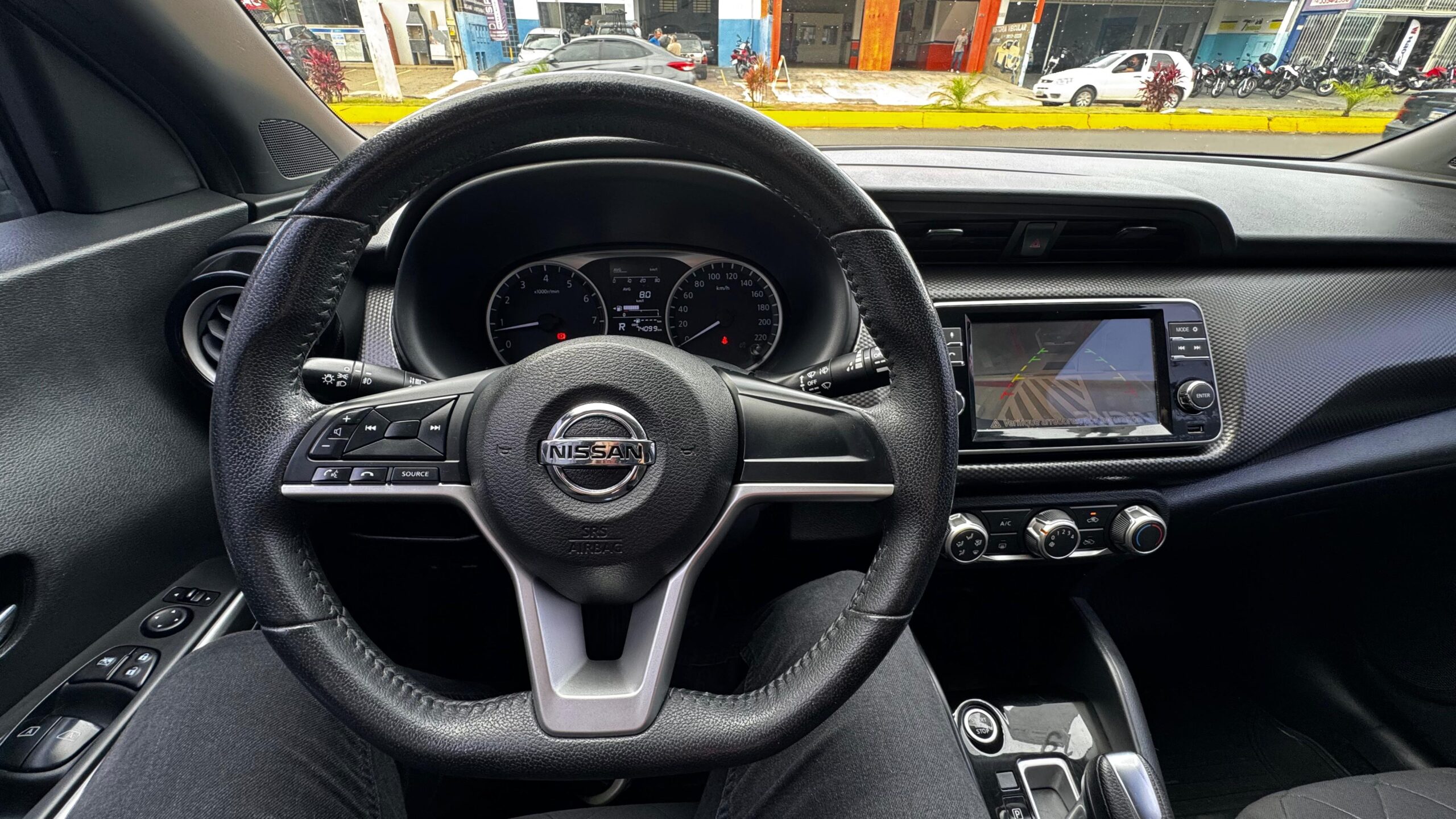 Nissan Kicks - 1.6 16V FLEXSTART SV 4P XTRONIC