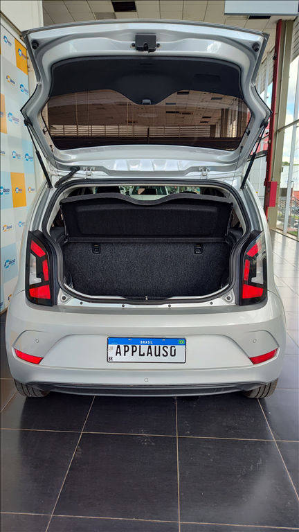 Volkswagen Up - 1.0 TSI MOVE UP 12V FLEX 4P MANUAL