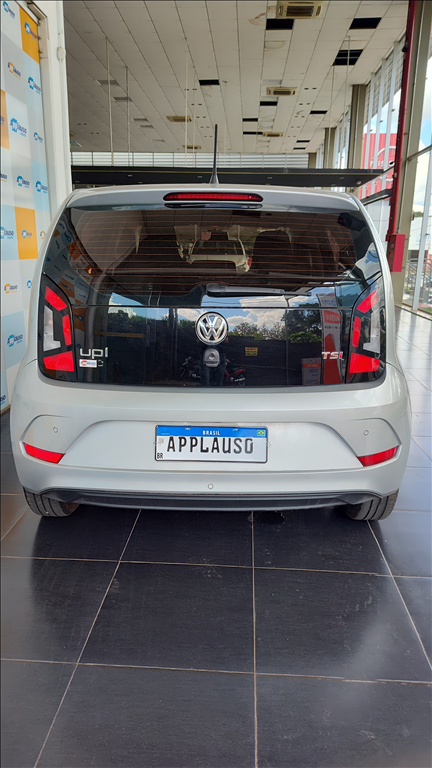 Volkswagen Up - 1.0 TSI MOVE UP 12V FLEX 4P MANUAL