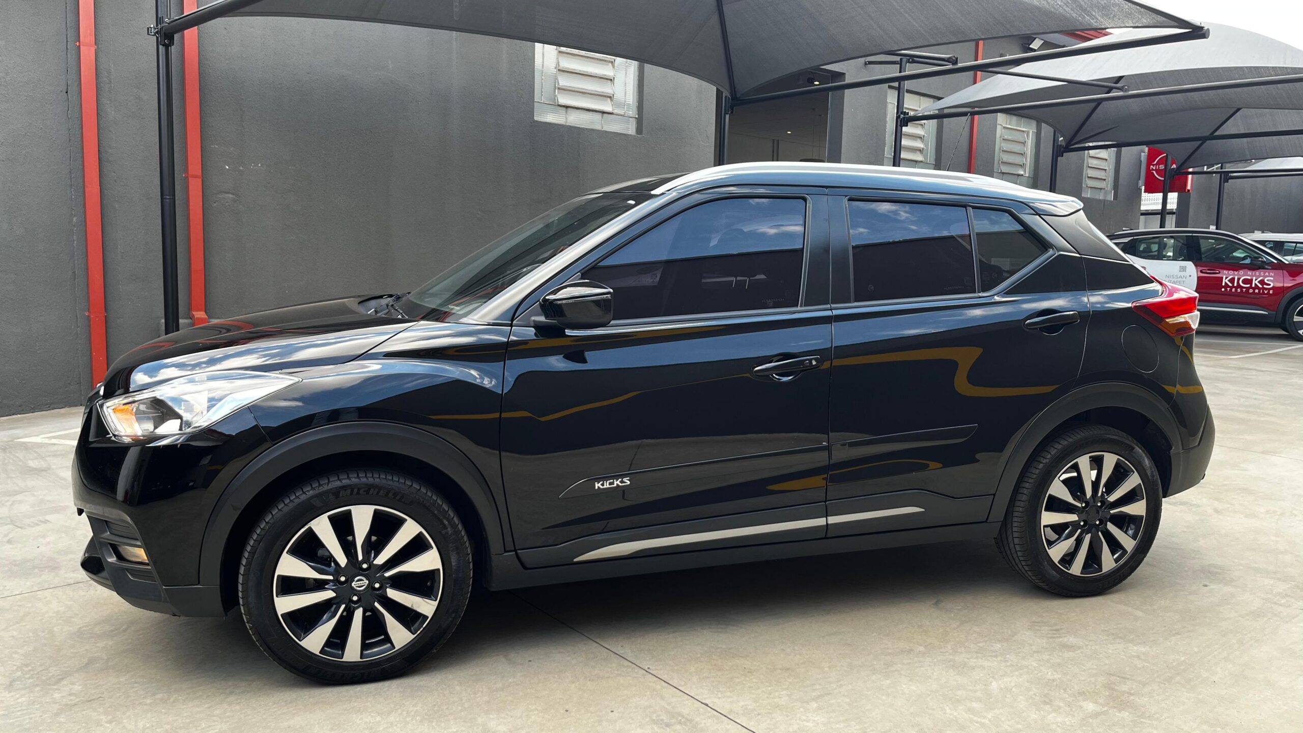 Nissan Kicks - 1.6 16V FLEXSTART SV 4P XTRONIC