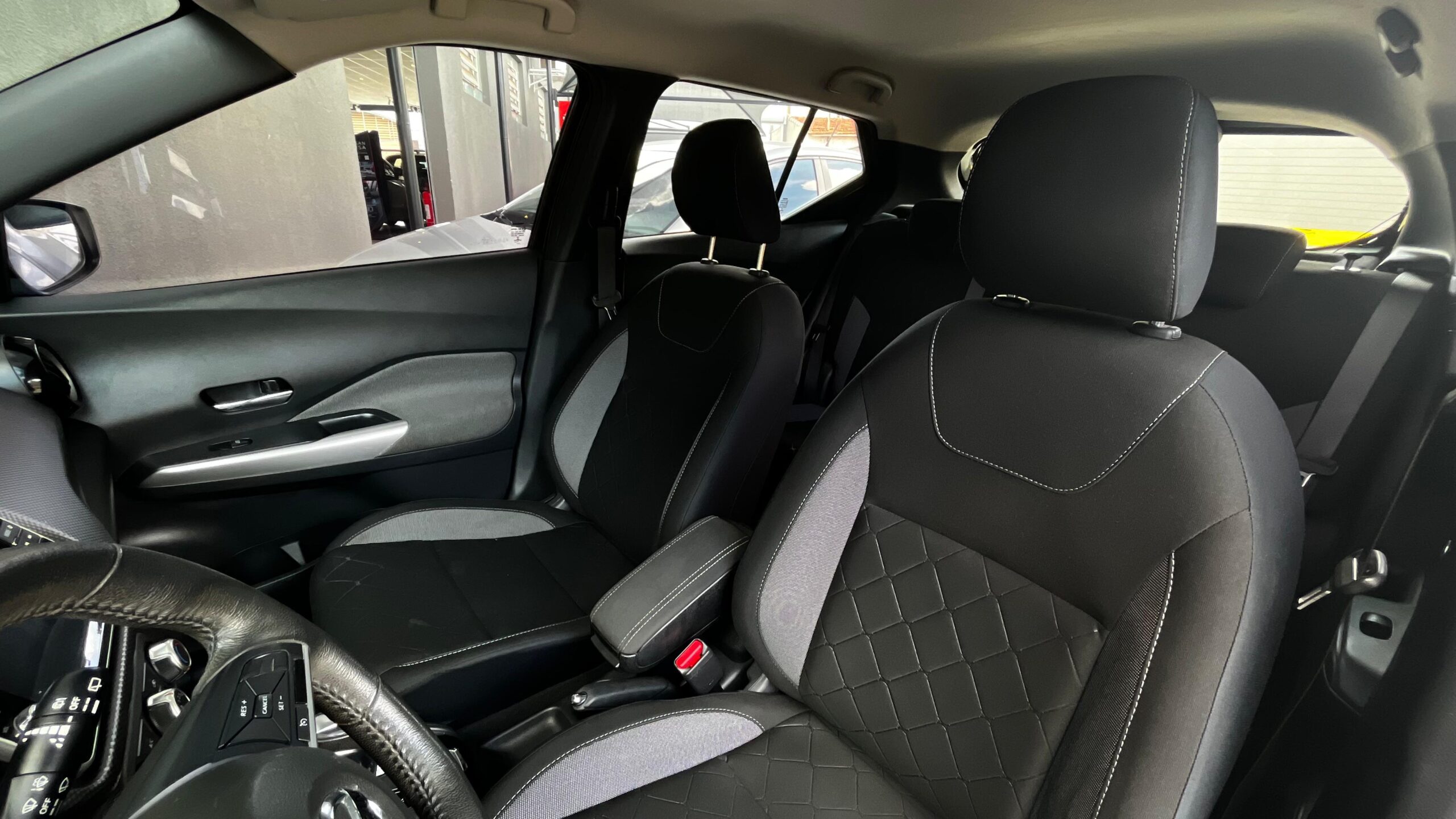 Nissan Kicks - 1.6 16V FLEXSTART SV 4P XTRONIC