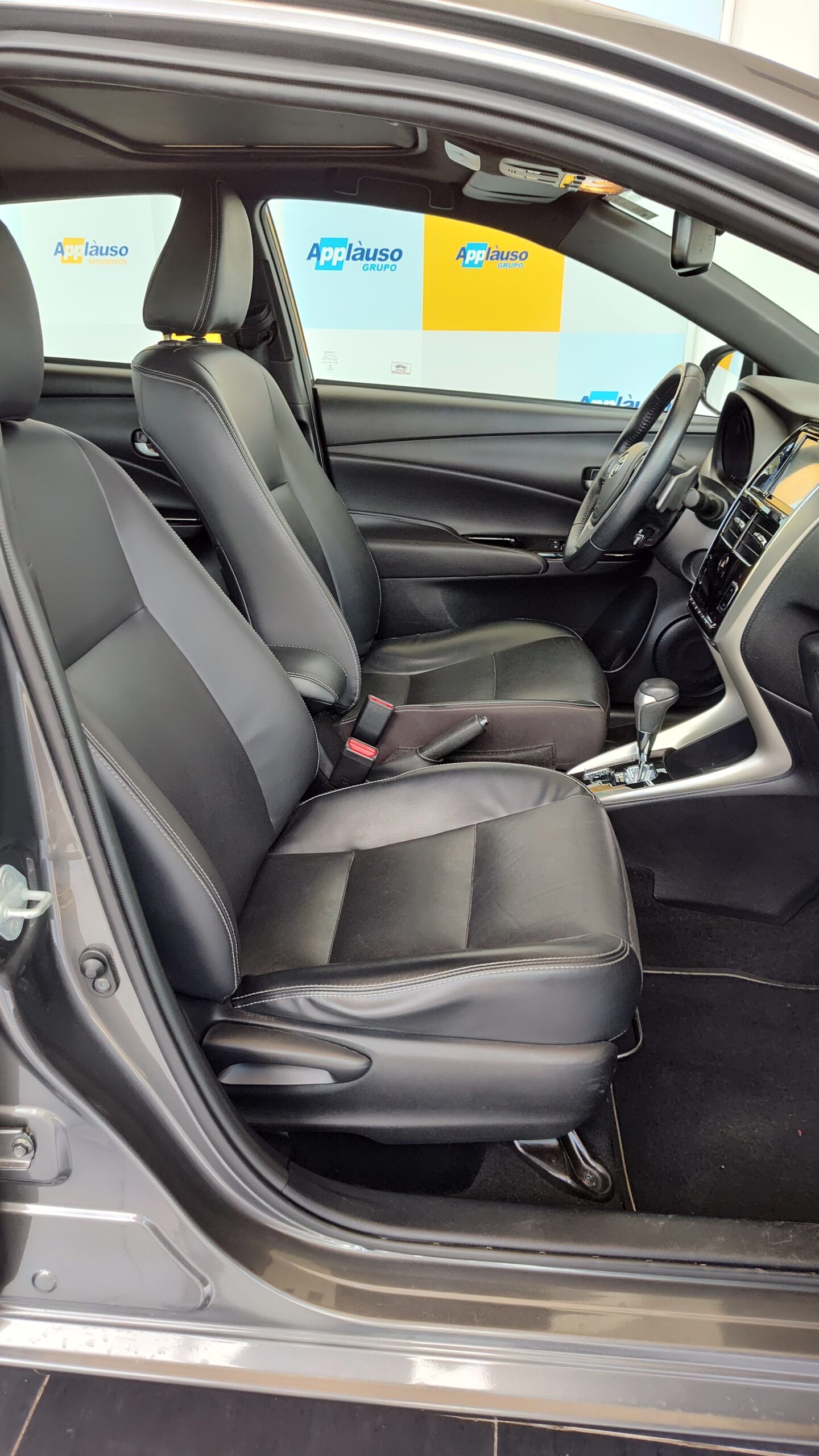 Toyota Yaris - 1.5 16V FLEX XLS CONNECT MULTIDRIVE
