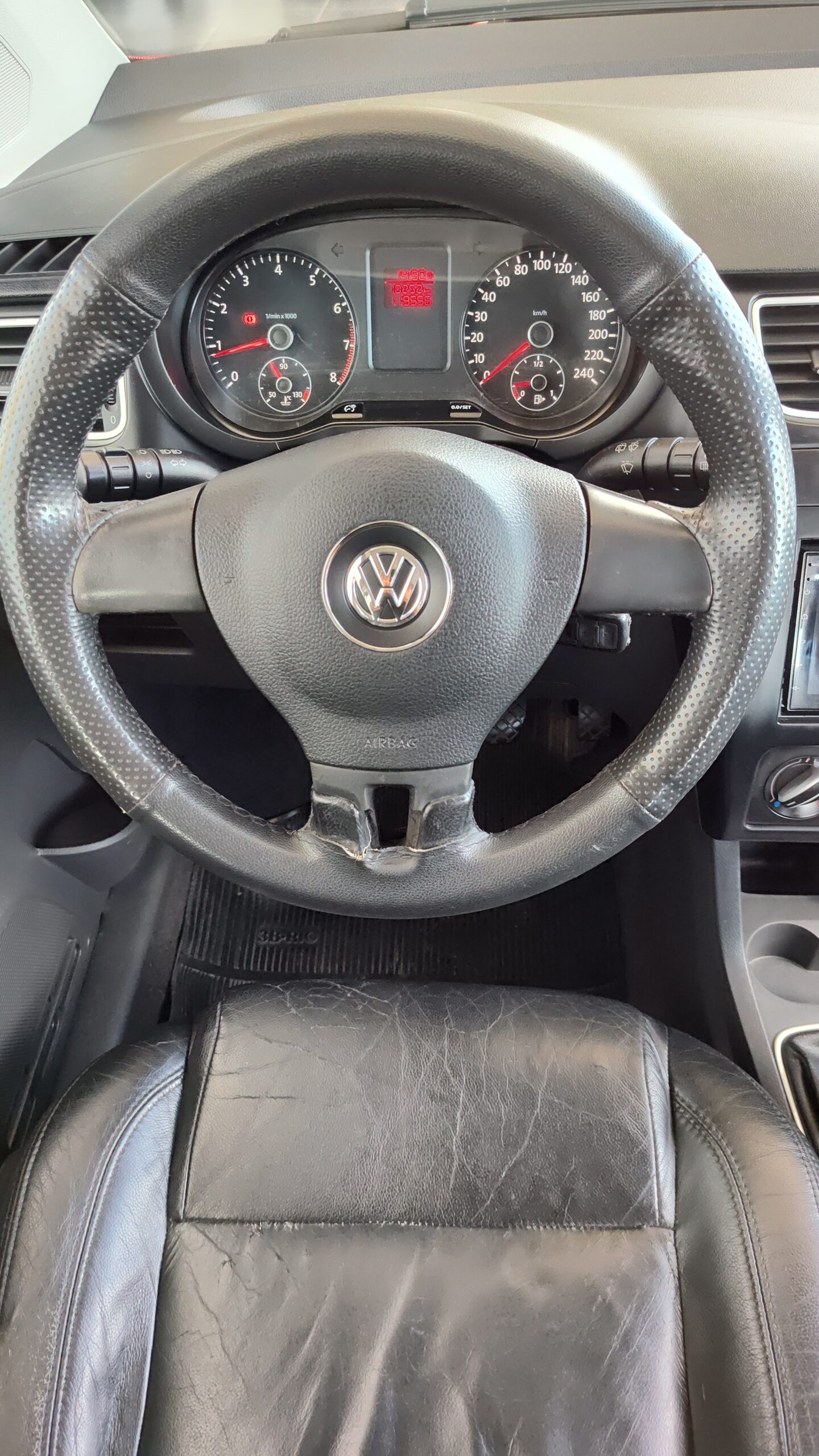 Volkswagen Fox - 1.6 MI 8V FLEX 4P MANUAL