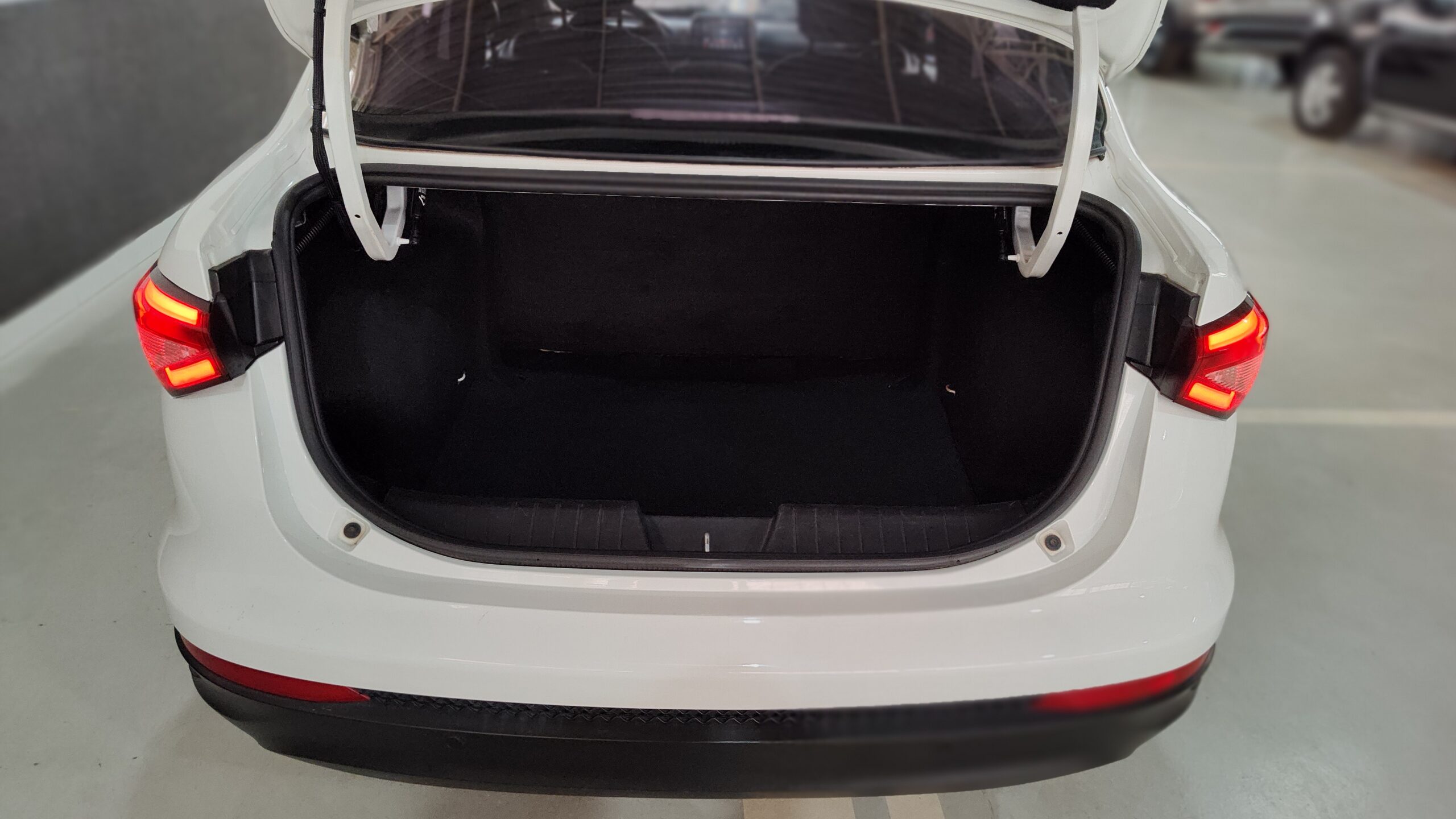 Fiat Cronos - 1.3 FIREFLY FLEX DRIVE MANUAL