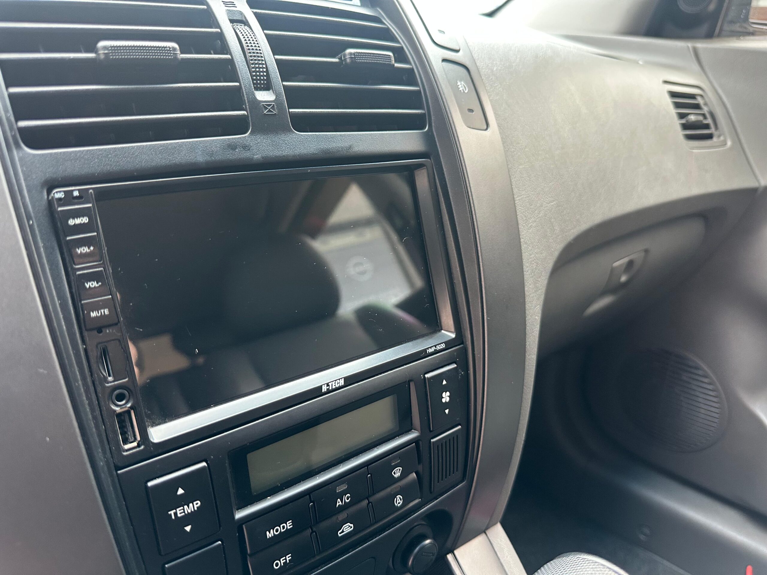 Hyundai Tucson - 2.0 MPFI GLS 16V 143CV 2WD FLEX 4P AUTOMÁTICO