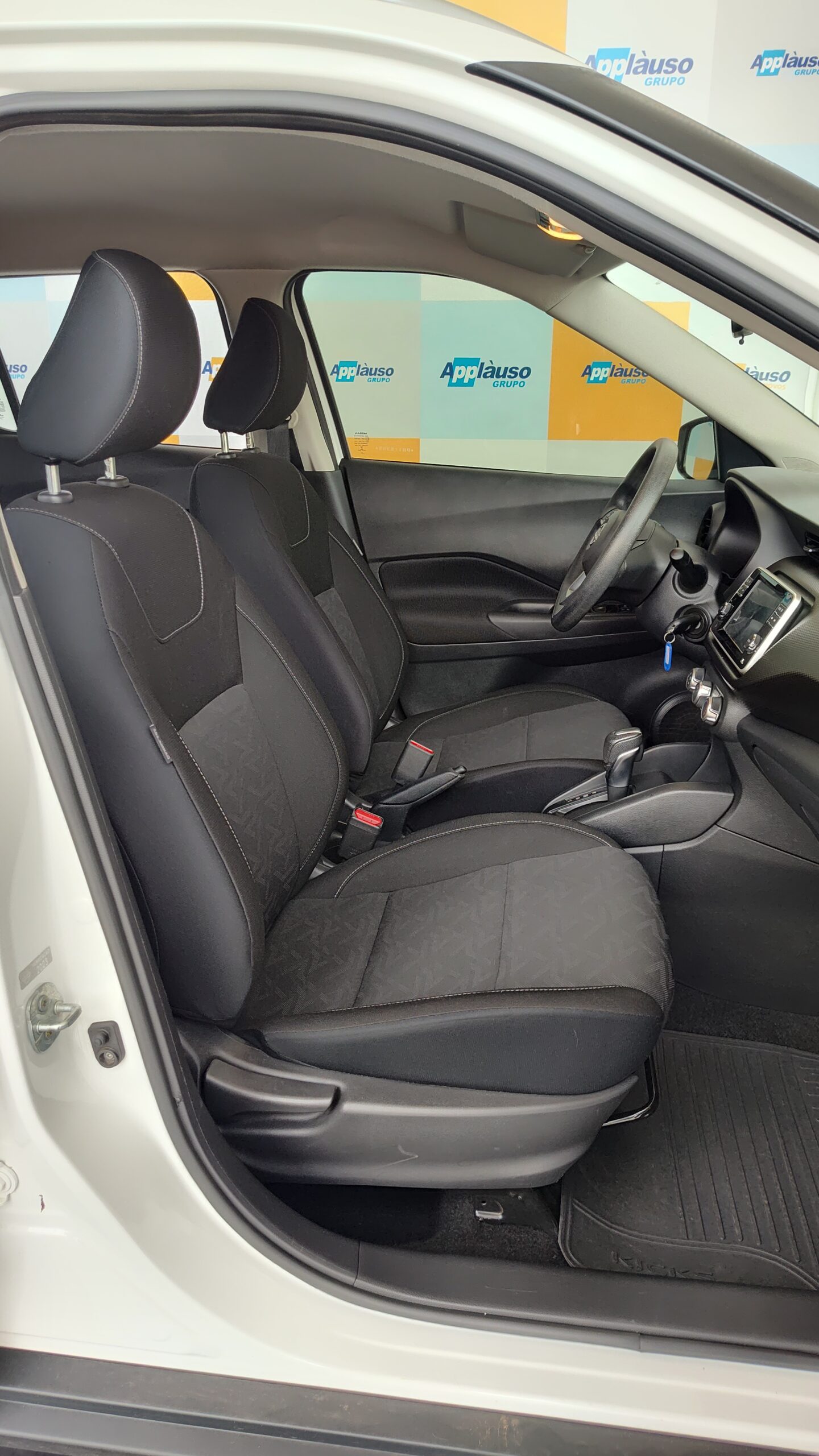 Nissan Kicks - 1.6 16V FLEXSTART SENSE XTRONIC