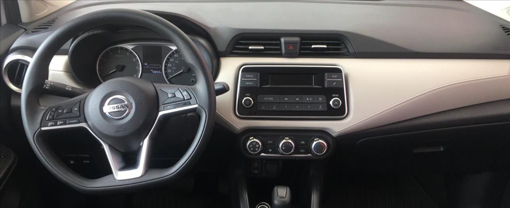 Nissan Versa - 1.6 16V FLEX SENSE XTRONIC