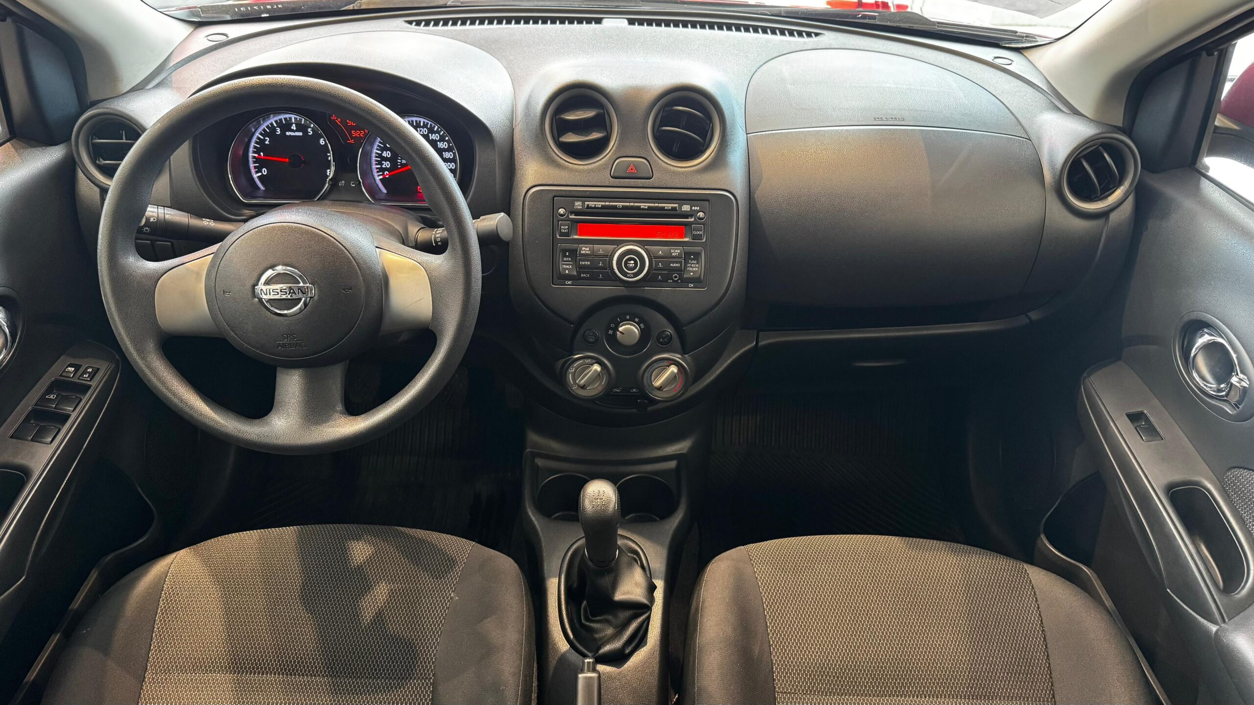 Nissan Versa - 1.6 16V FLEX SL 4P MANUAL