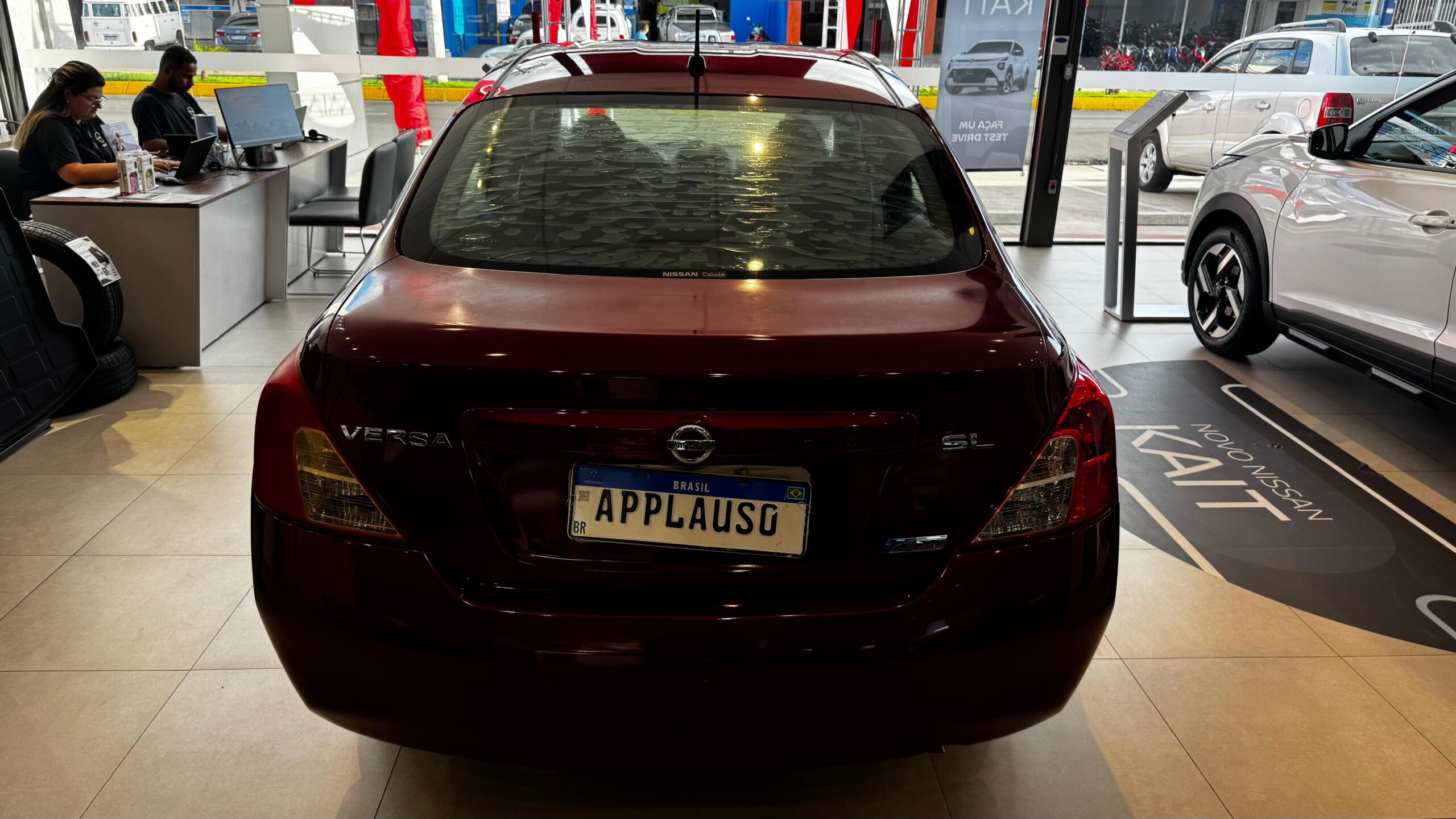 Nissan Versa - 1.6 16V FLEX SL 4P MANUAL