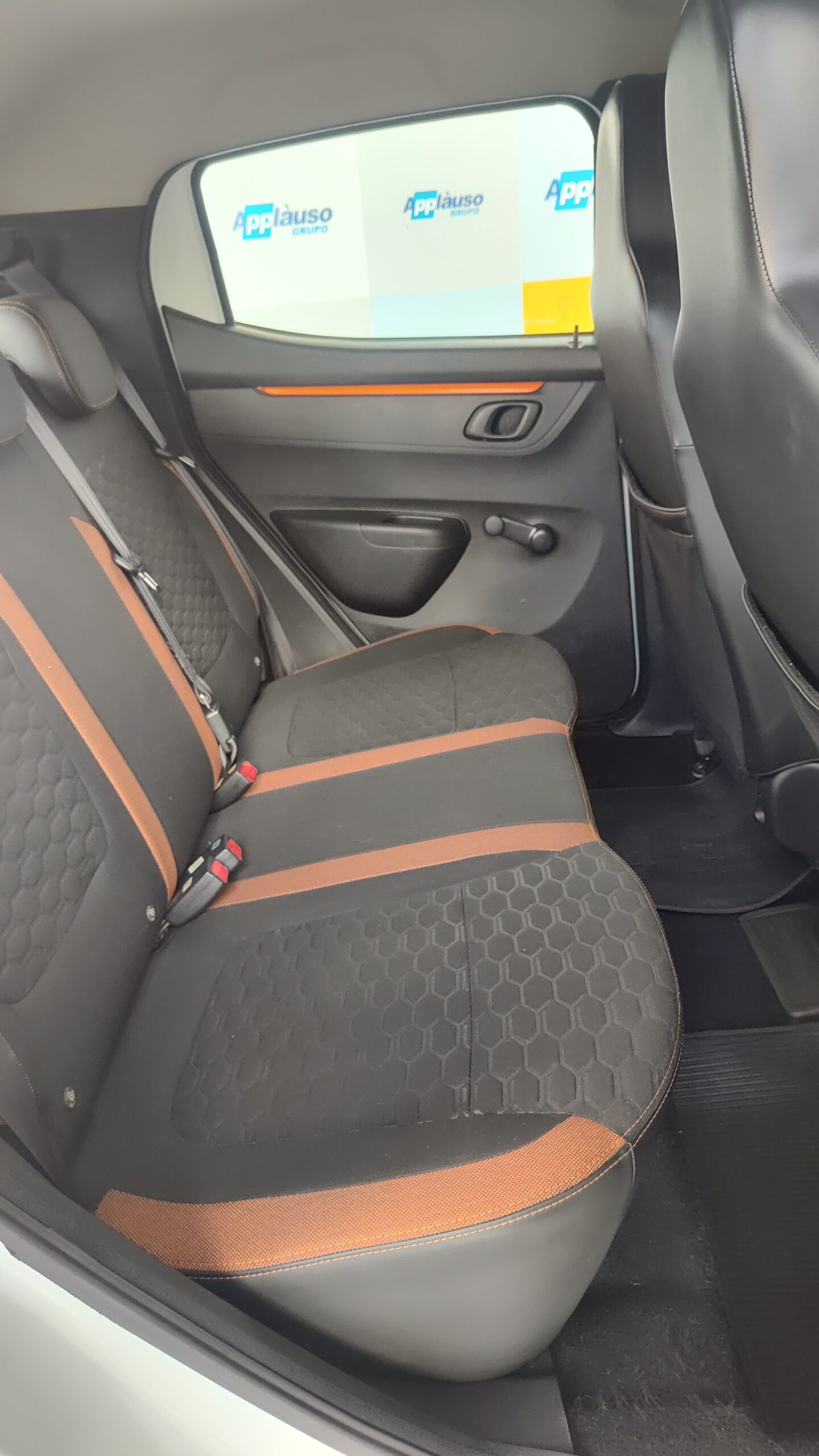 Renault Kwid - 1.0 12V SCE FLEX OUTSIDER MANUAL