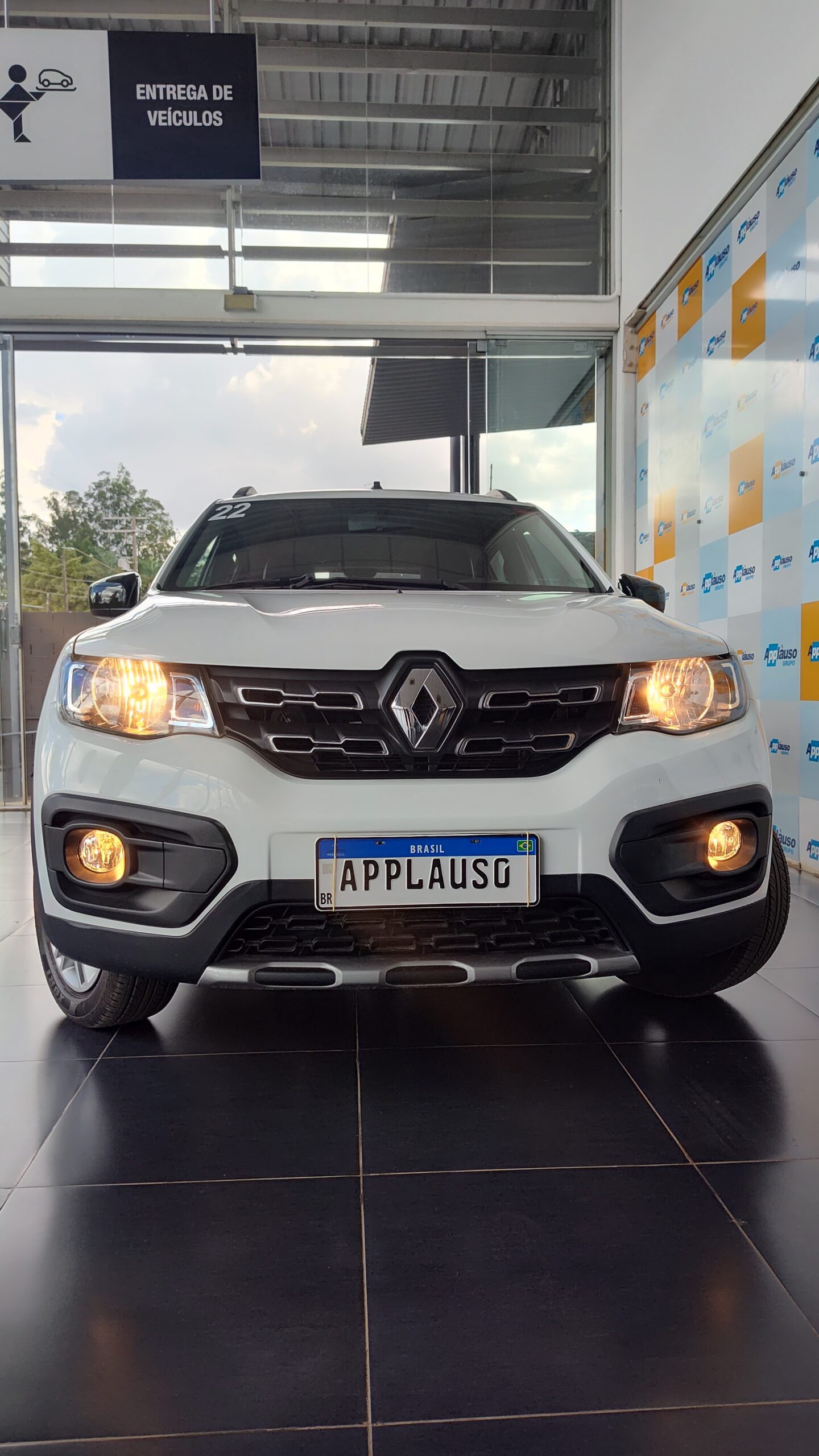 Renault Kwid - 1.0 12V SCE FLEX OUTSIDER MANUAL