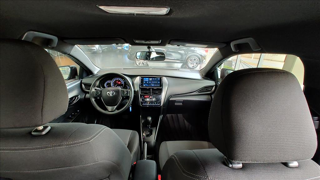 Toyota Yaris - 1.5 16V FLEX XL MULTIDRIVE