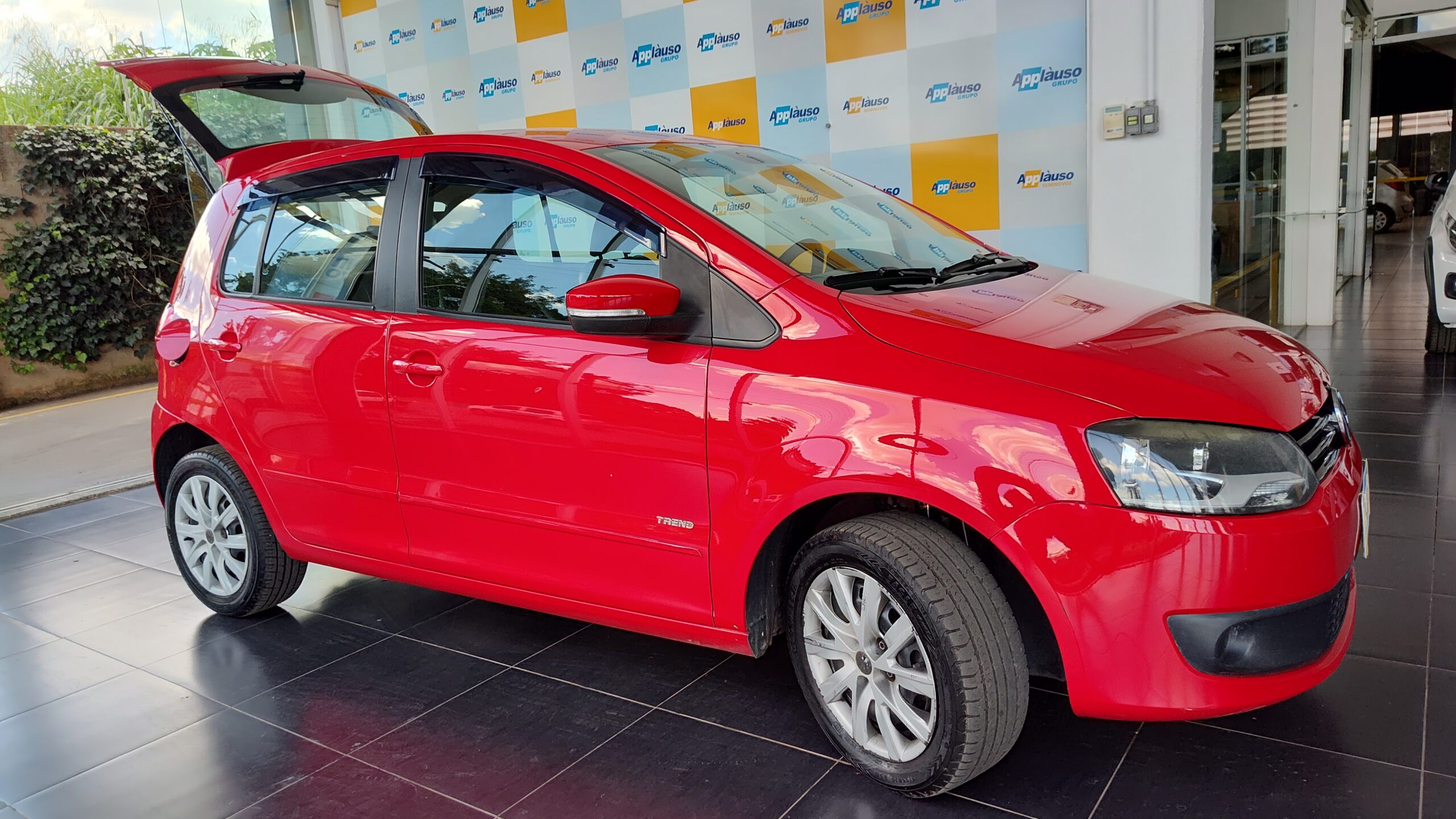 Volkswagen Fox - 1.6 MI 8V FLEX 4P MANUAL