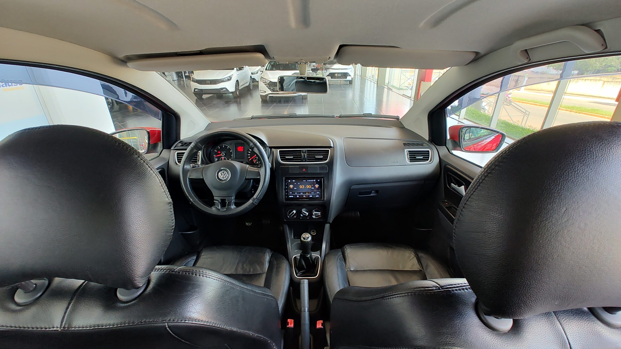 Volkswagen Fox - 1.6 MI 8V FLEX 4P MANUAL