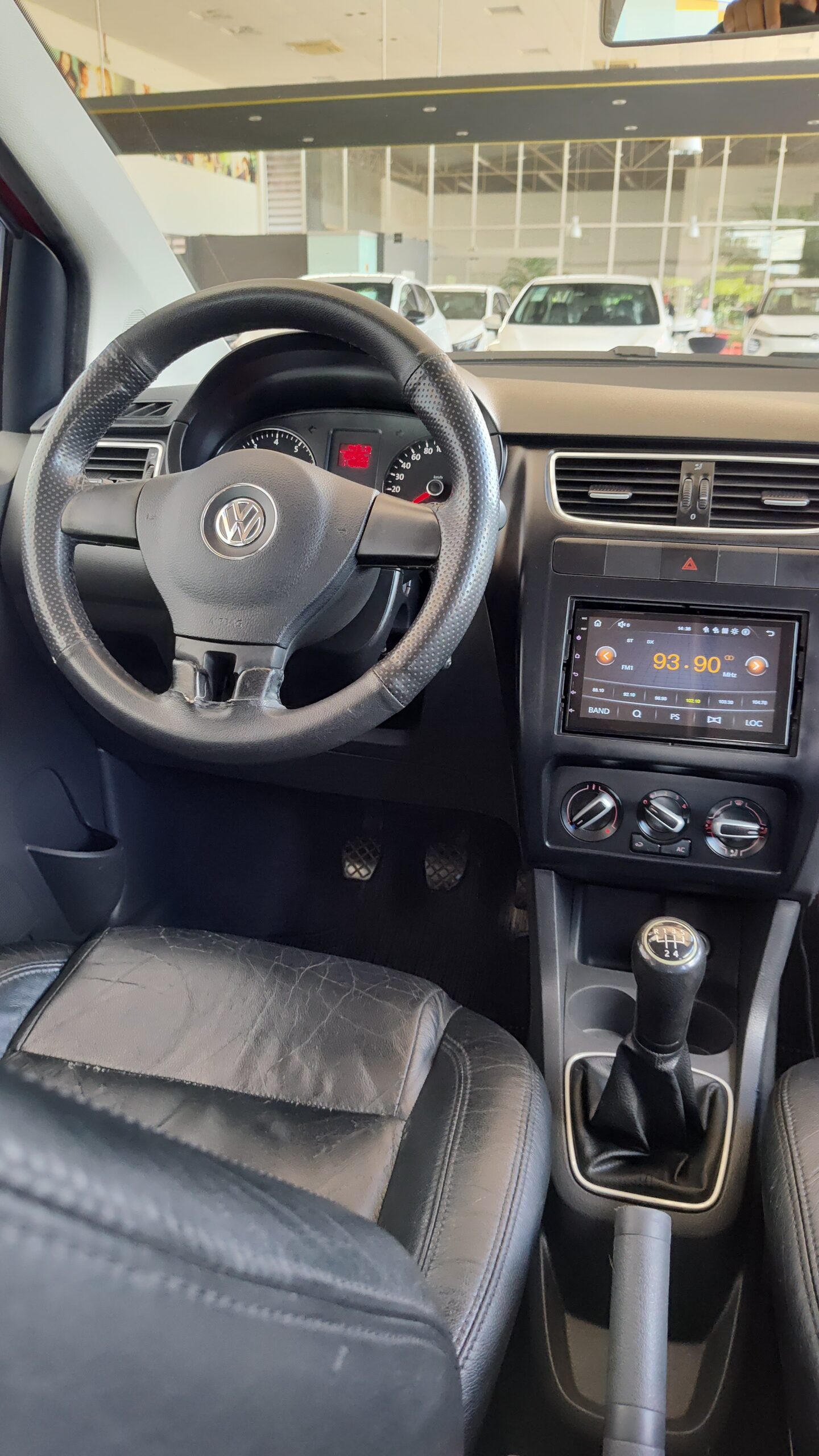 Volkswagen Fox - 1.6 MI 8V FLEX 4P MANUAL