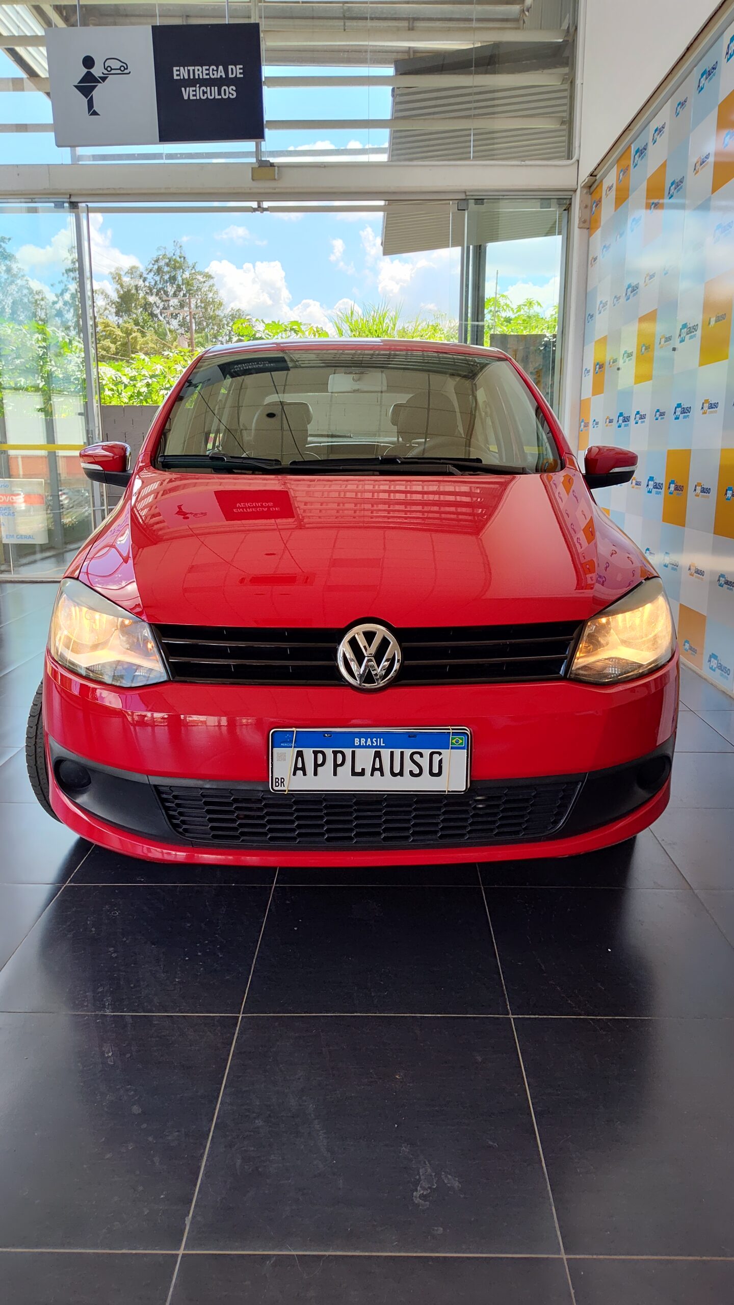 Volkswagen Fox - 1.6 MI 8V FLEX 4P MANUAL