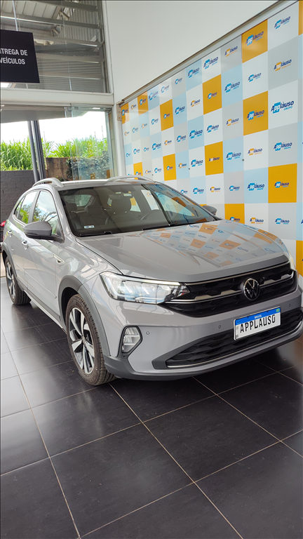 Volkswagen Nivus - 1.0 200 TSI TOTAL FLEX HIGHLINE AUTOMÁTICO