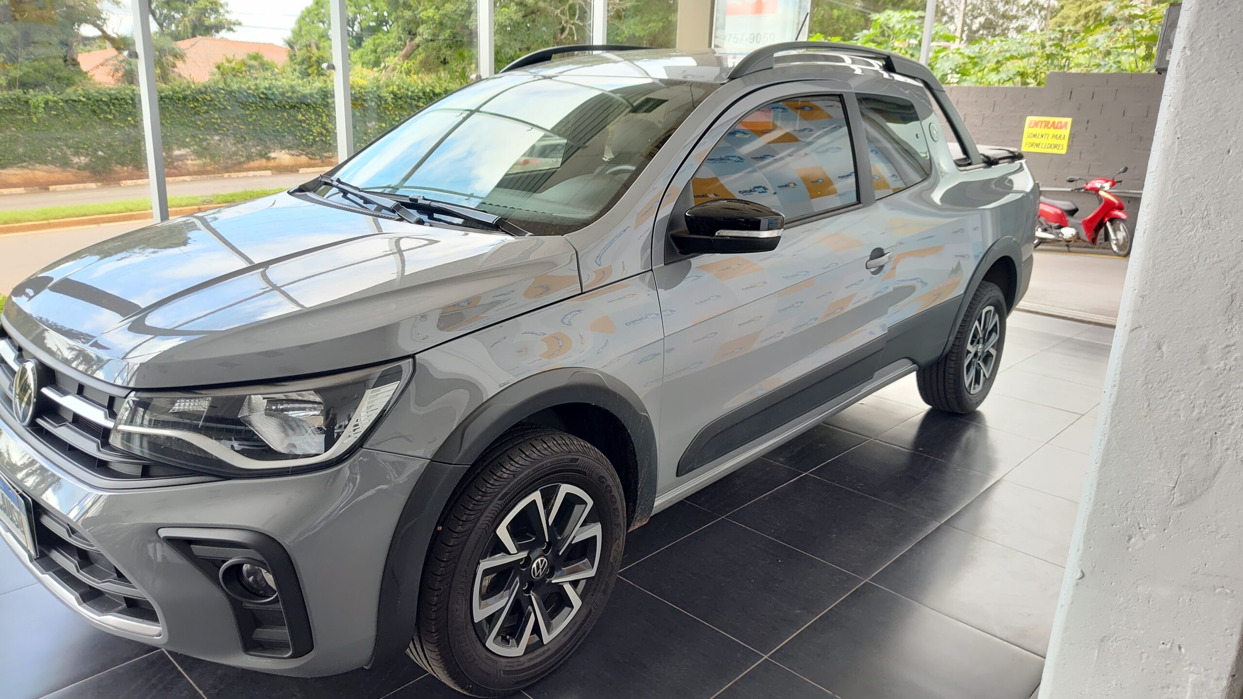 Volkswagen Saveiro - 1.6 MSI EXTREME CD 16V FLEX 2P MANUAL