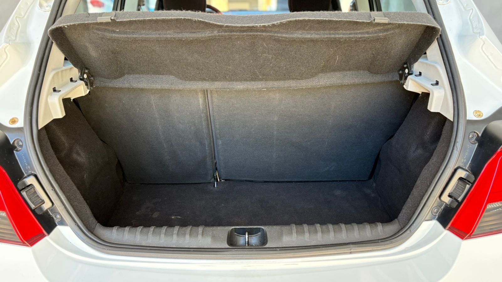 Chevrolet Onix - 1.4 MPFI LTZ 8V FLEX 4P MANUAL