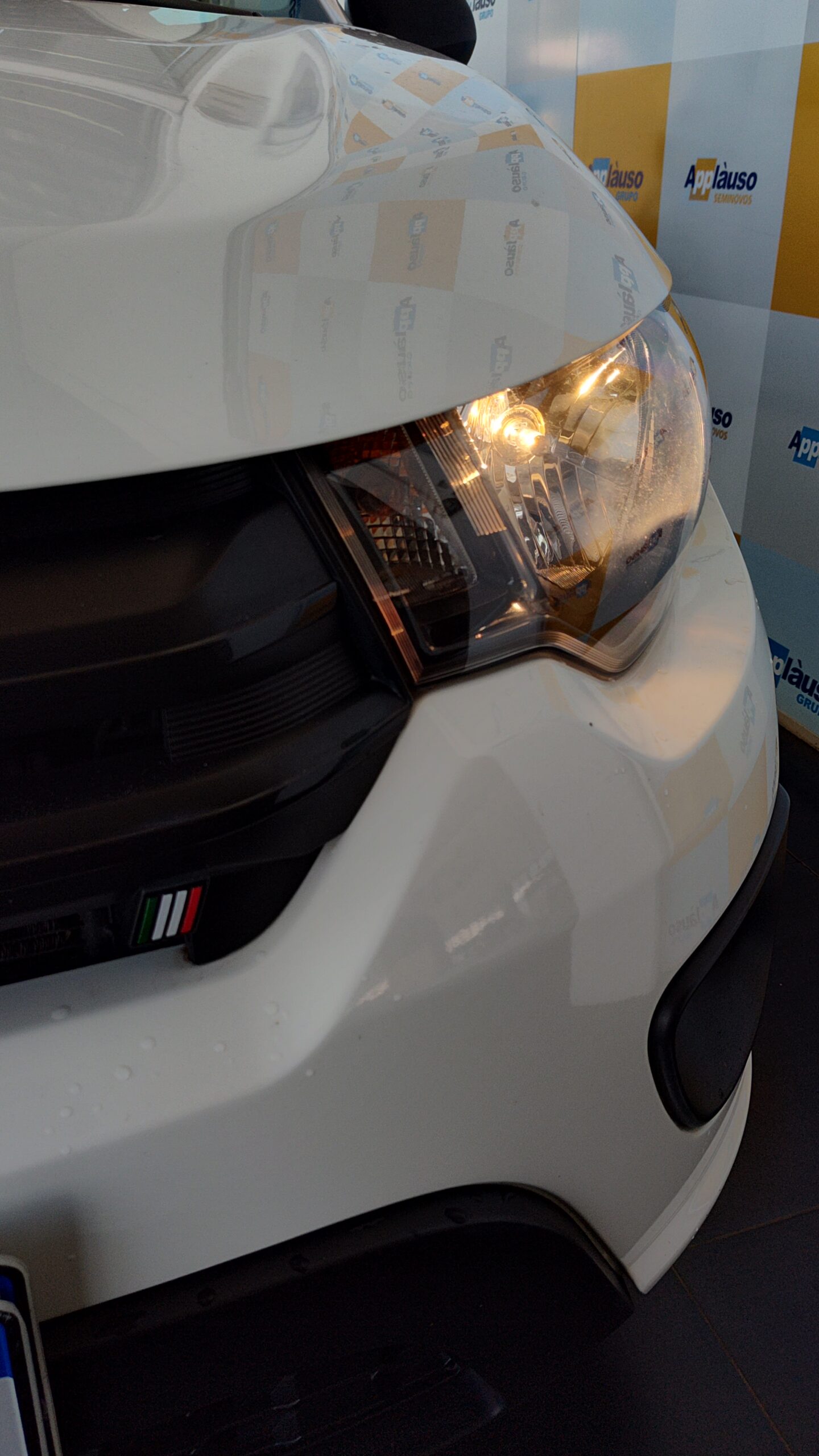 Fiat Mobi - 1.0 EVO FLEX LIKE. MANUAL