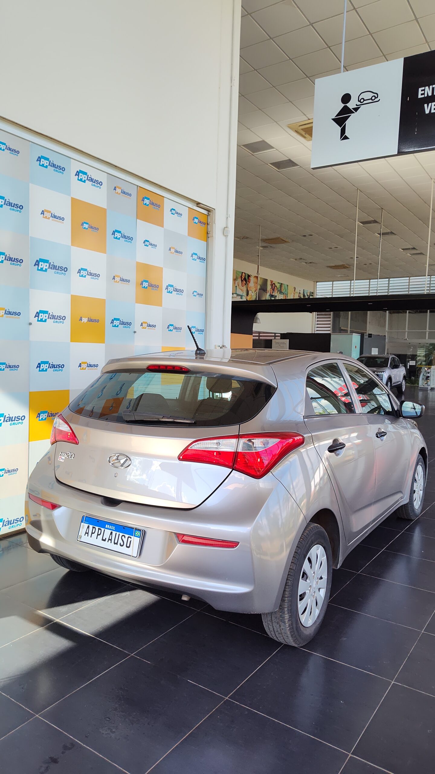 Hyundai Hb20 - 1.0 COMFORT 12V FLEX 4P MANUAL