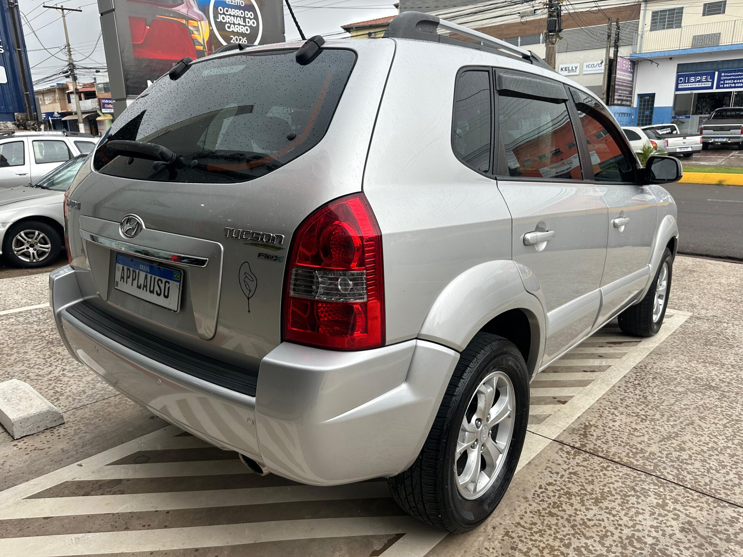 Hyundai Tucson - 2.0 MPFI GLS 16V 143CV 2WD FLEX 4P AUTOMÁTICO