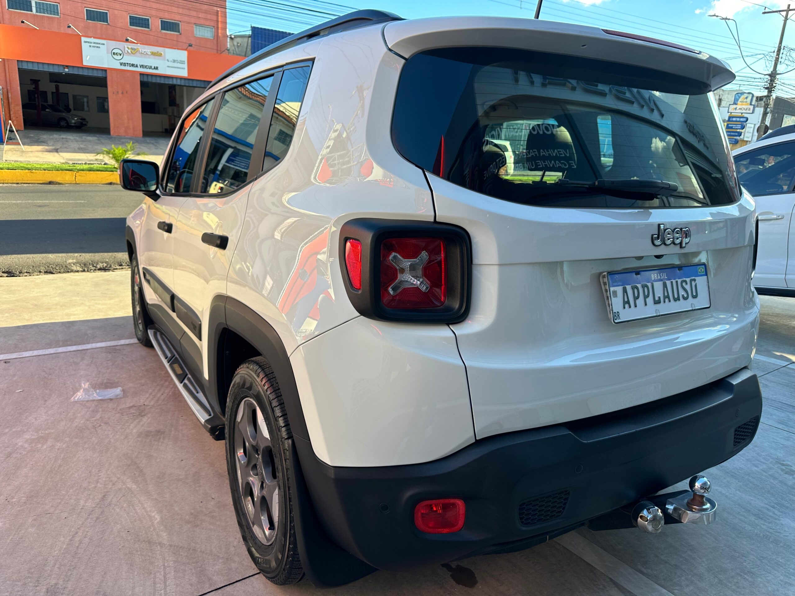 Jeep Renegade - 1.8 16V FLEX 4P AUTOMÁTICO
