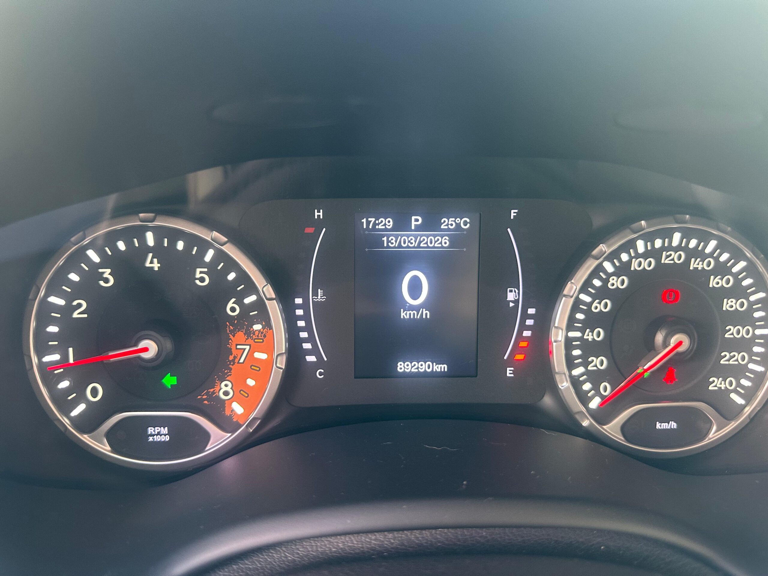 Jeep Renegade - 1.8 16V FLEX 4P AUTOMÁTICO