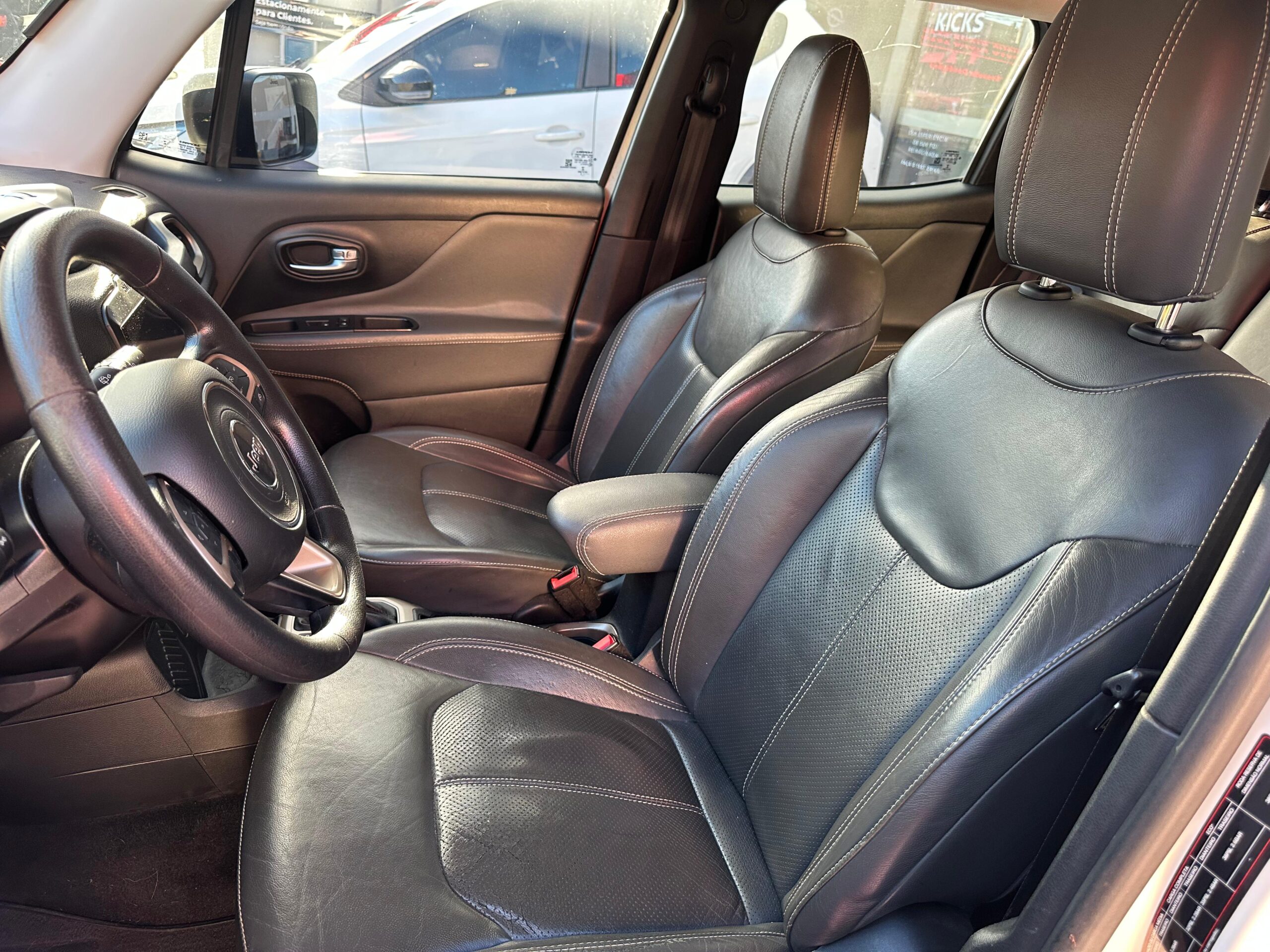 Jeep Renegade - 1.8 16V FLEX 4P AUTOMÁTICO