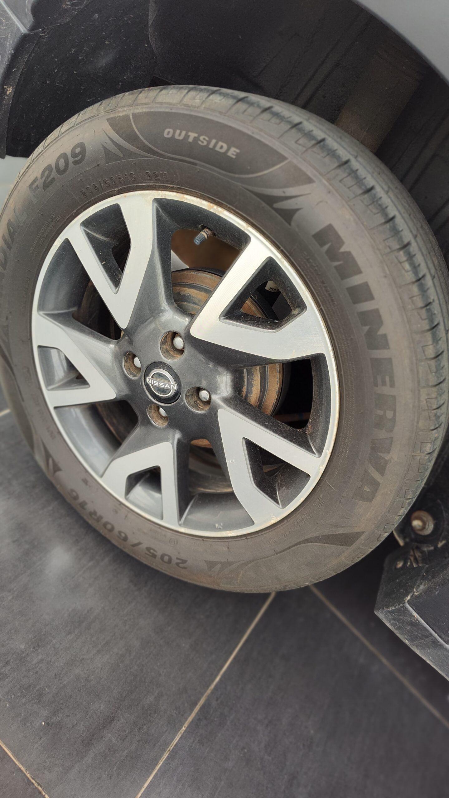 Nissan Kicks - 1.6 16V FLEXSTART SENSE XTRONIC