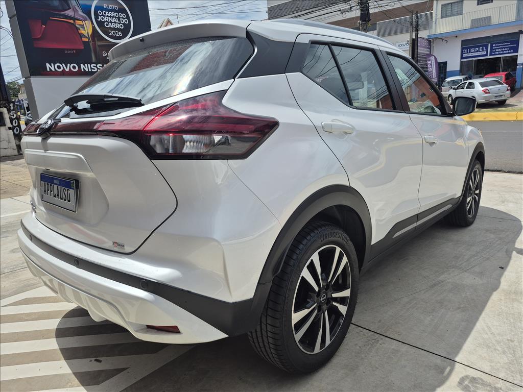 Nissan Kicks Play - 1.6 16V FLEXSTART ADVANCE PLUS XTRONIC